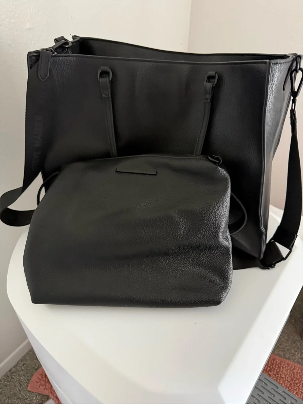Steve Madden roomy tote